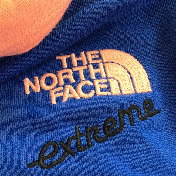 The North Face 2 Piece Sweatshirt Biker Short Set - Picture 4 of 8
